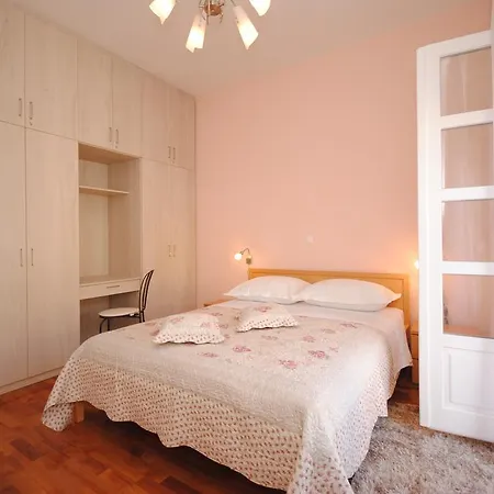 Apartment Gluic *